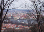 Внизу Прага